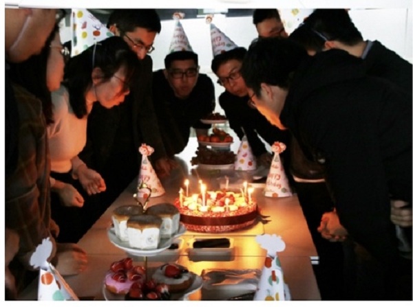 歡樂平安圣誕節(jié)，濃情溫馨生日會(huì)！